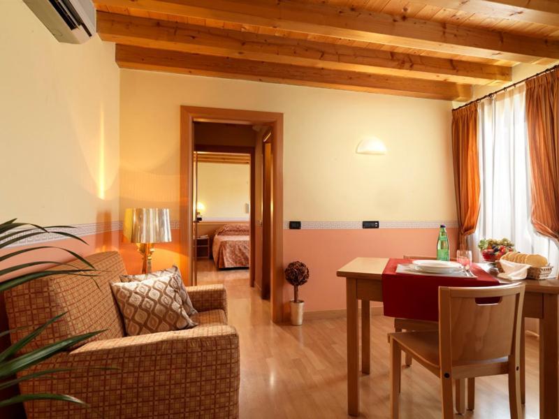 Hotel&Residence Roma Camposampiero Exterior foto